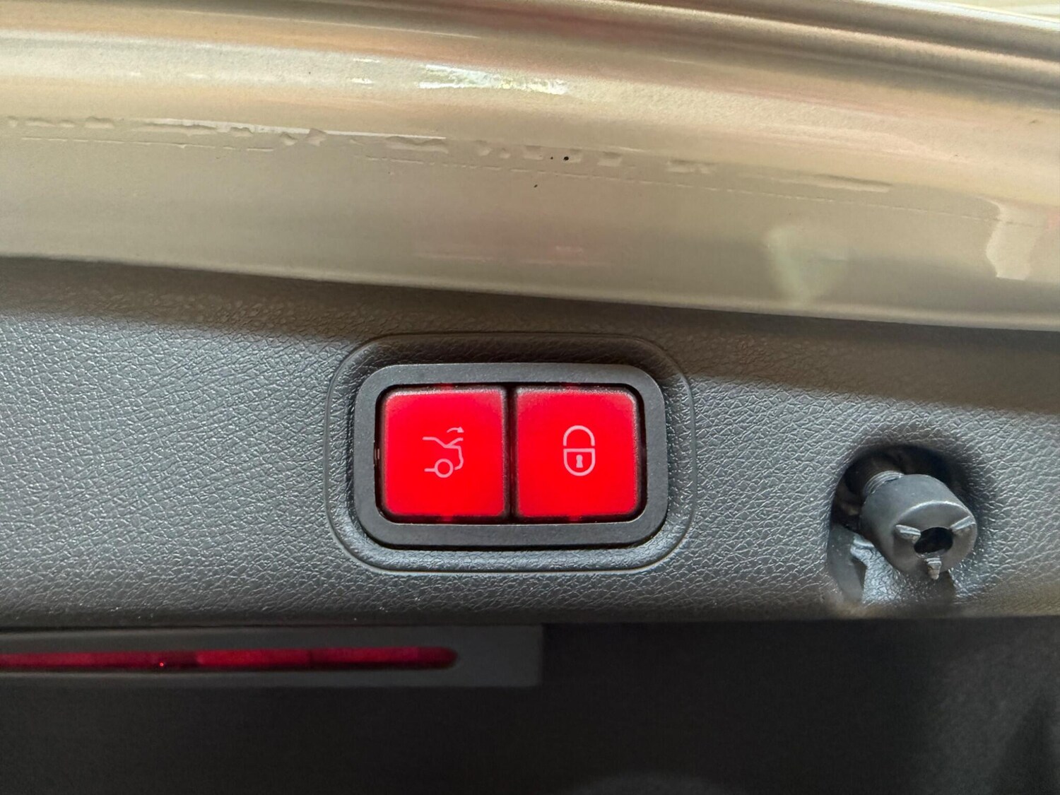 Vehicle 77