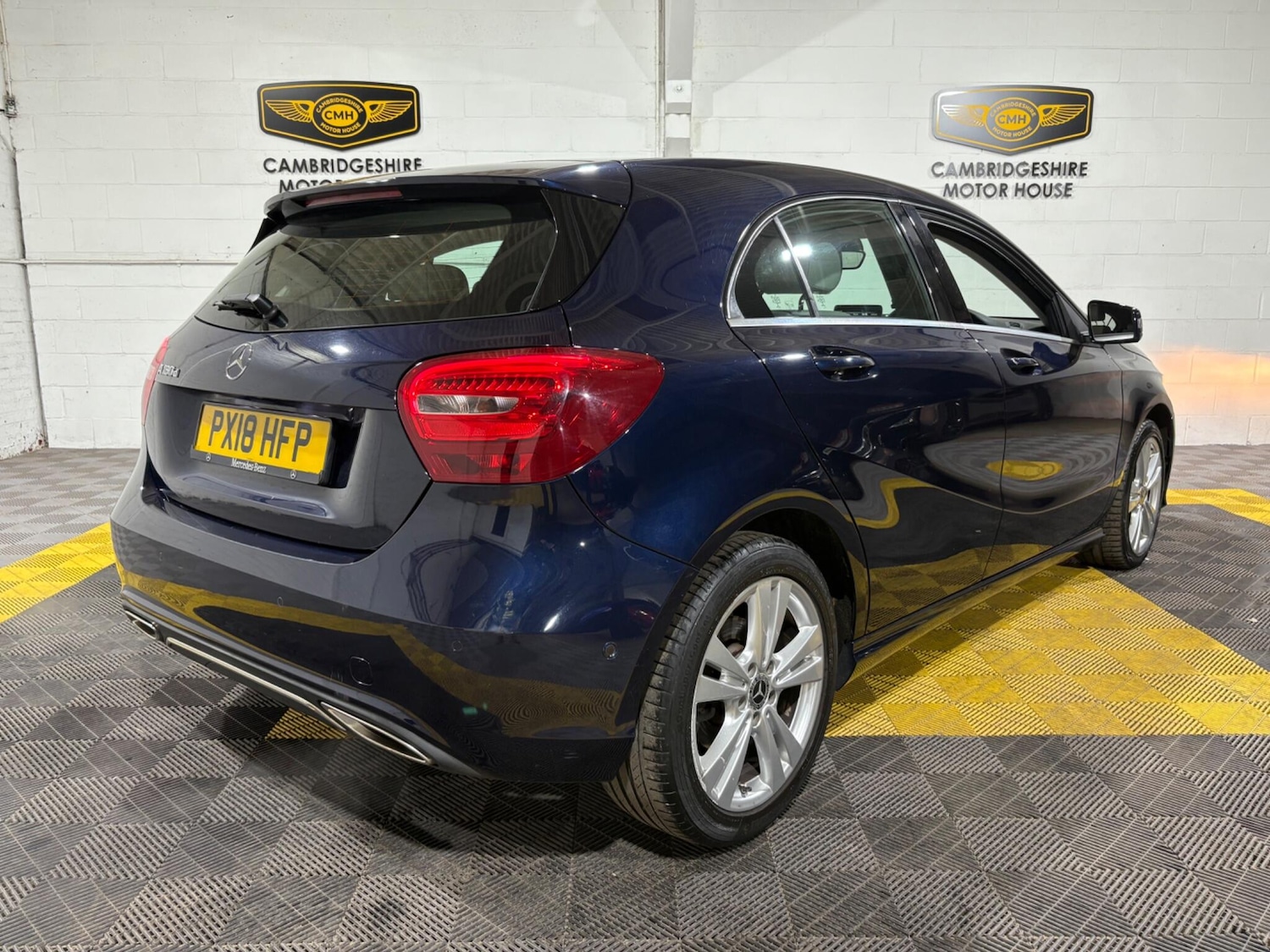 Used Mercedes-Benz A-Class 2018 for sale - 76592430: Photo 3