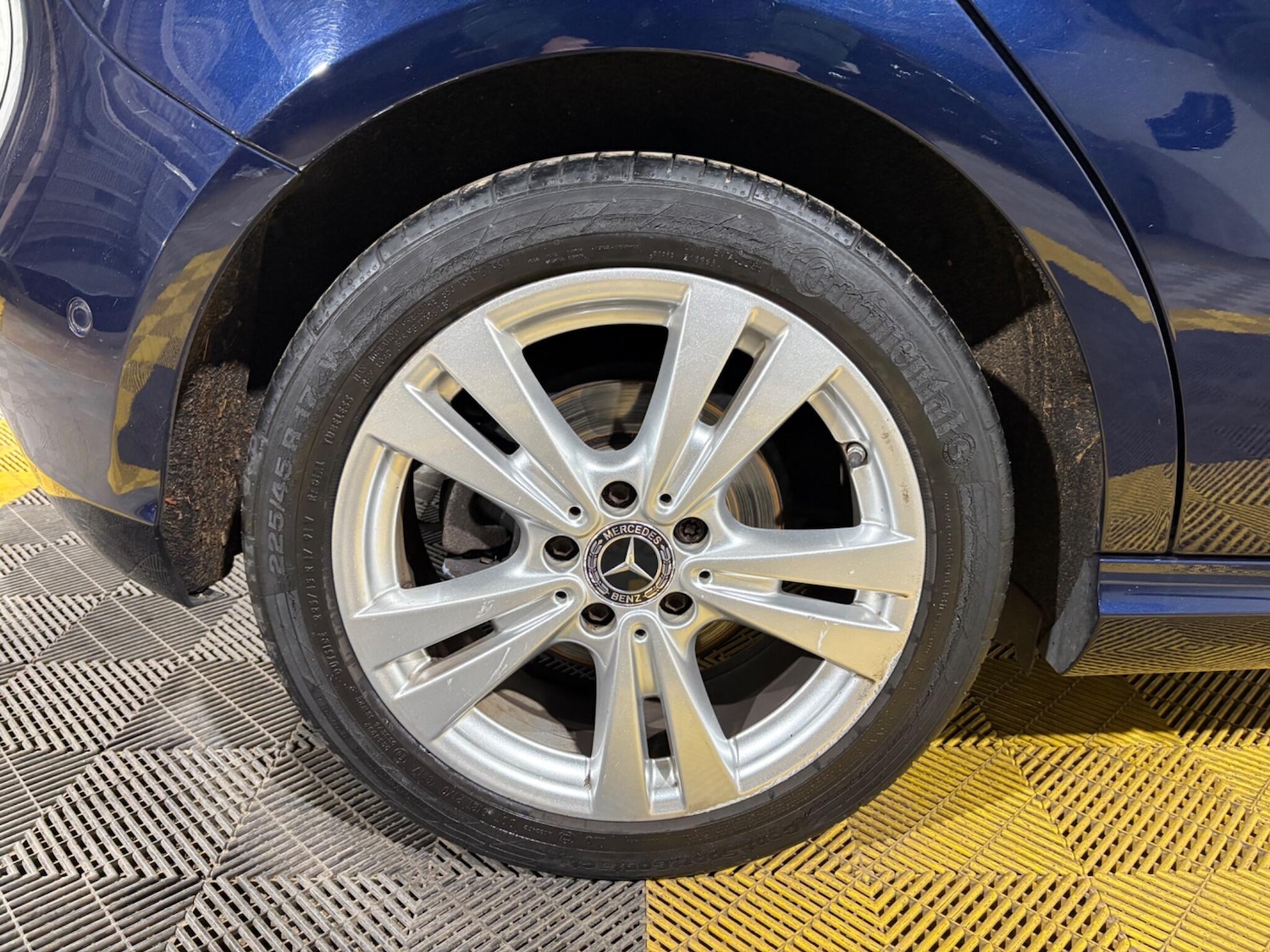 Used Mercedes-Benz A-Class 2018 for sale - 76592430: Photo 34