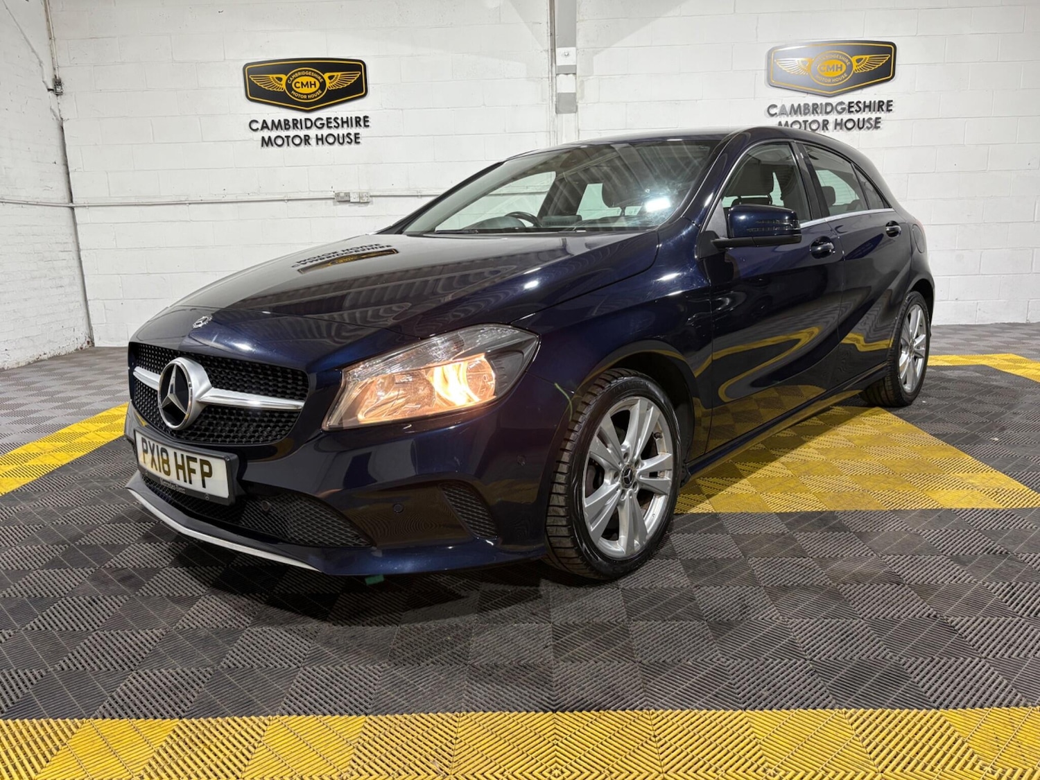 Used Mercedes-Benz A-Class 2018 for sale - 76592430: Photo 4