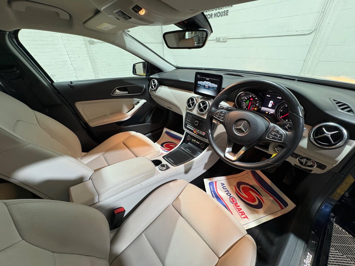 Used Mercedes-Benz A-Class 2018 for sale - 76592430: Photo 41