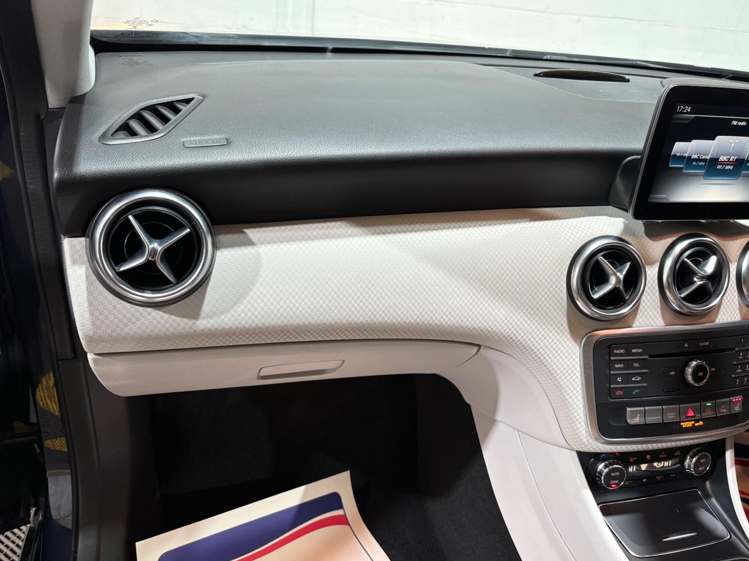 Used Mercedes-Benz A-Class 2018 for sale - 76592430: Photo 65