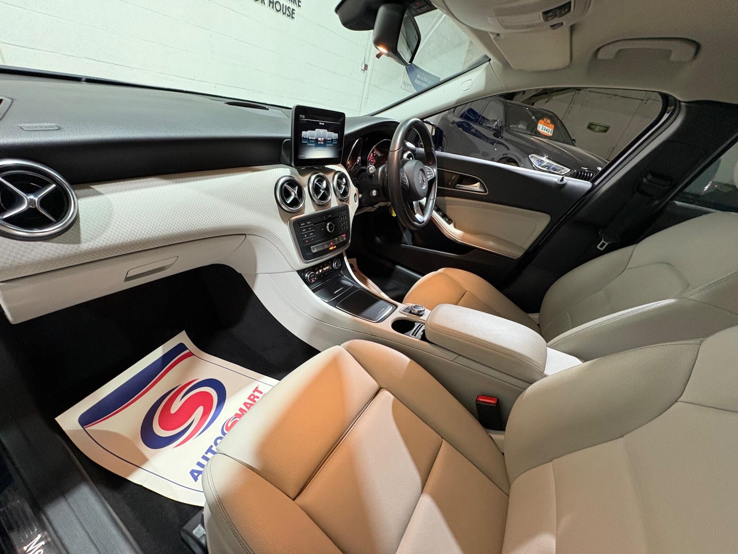 Used Mercedes-Benz A-Class 2018 for sale - 76592430: Photo 66