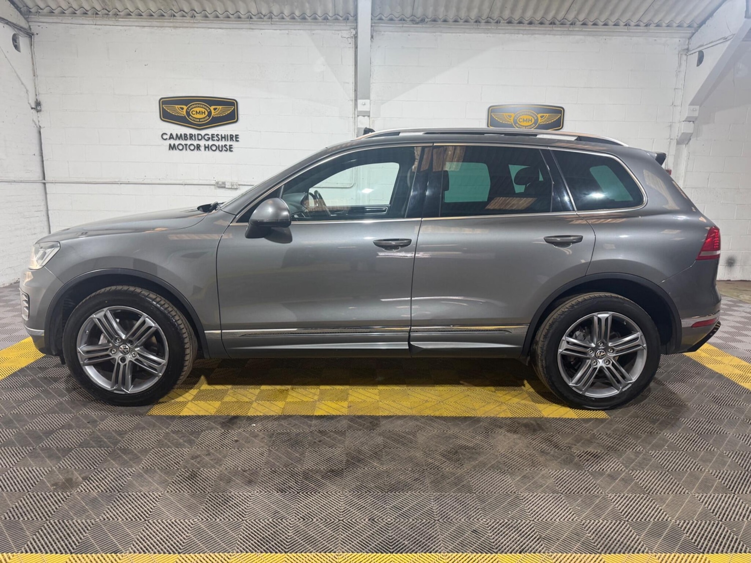 Used Volkswagen Touareg for sale - 78135569: Photo 20