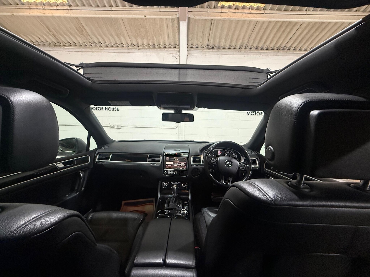 Used Volkswagen Touareg for sale - 78135569: Photo 3