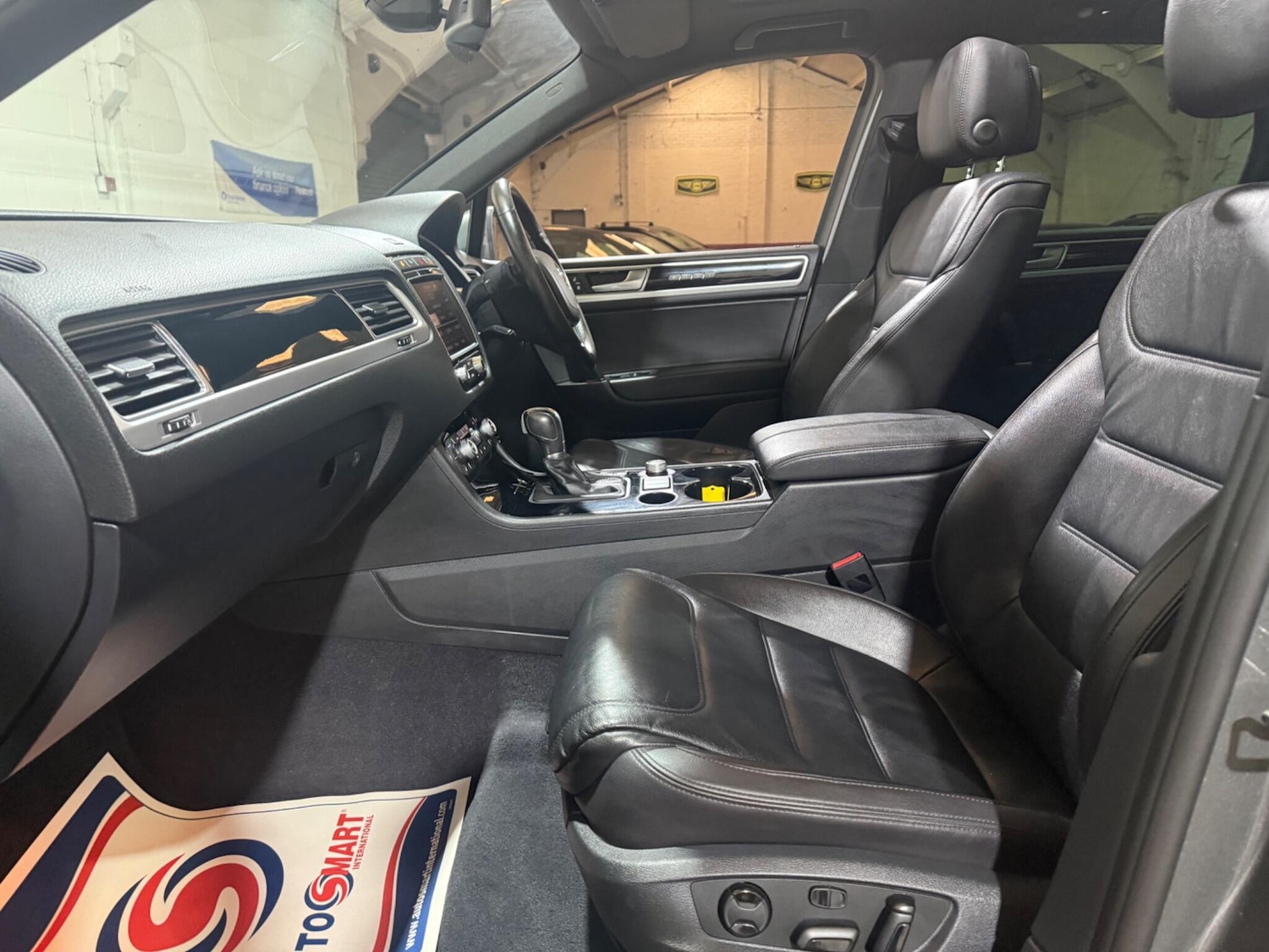 Used Volkswagen Touareg for sale - 78135569: Photo 56