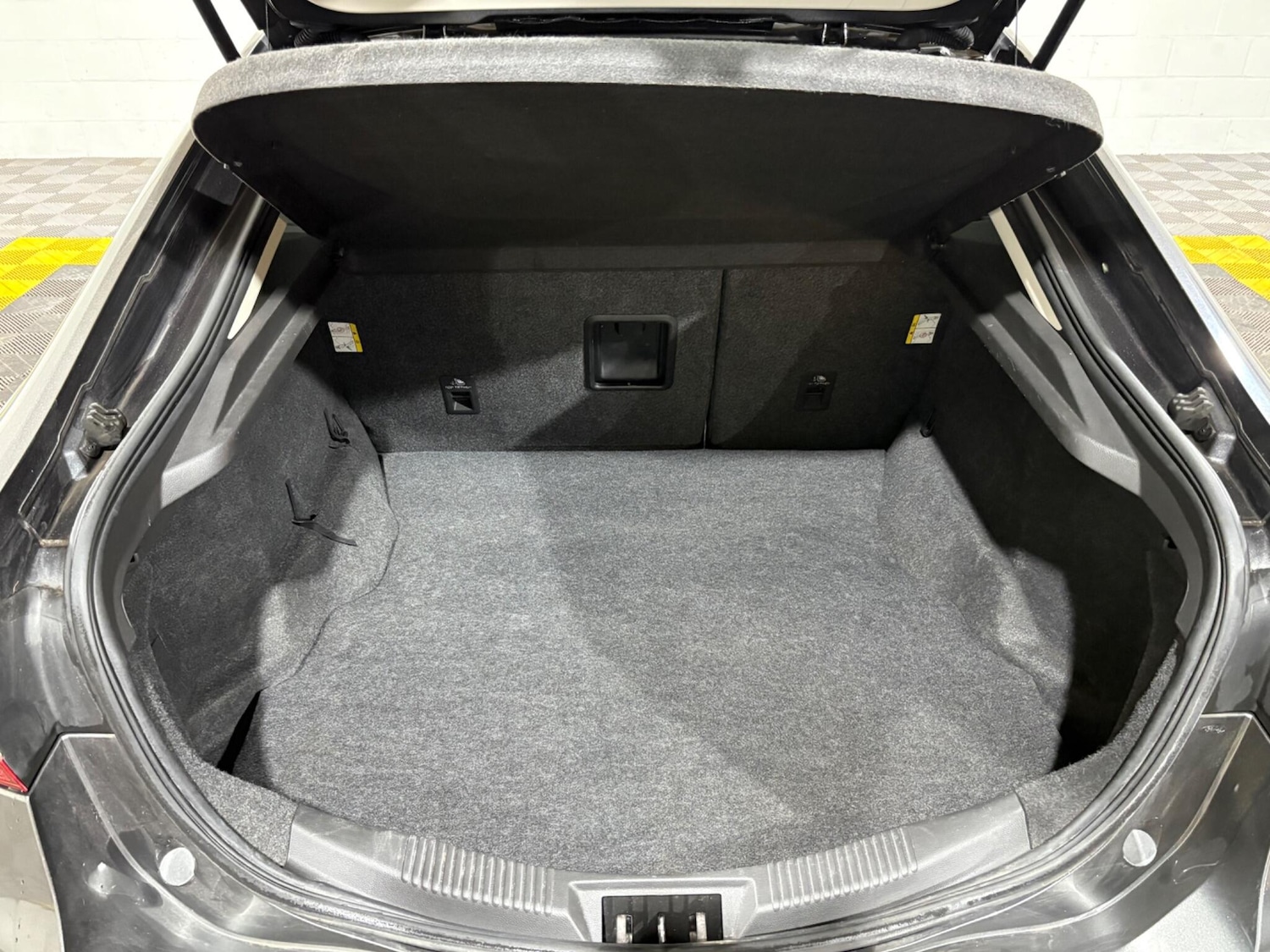 Used Ford Mondeo 2017 for sale - 77091787: Photo 13