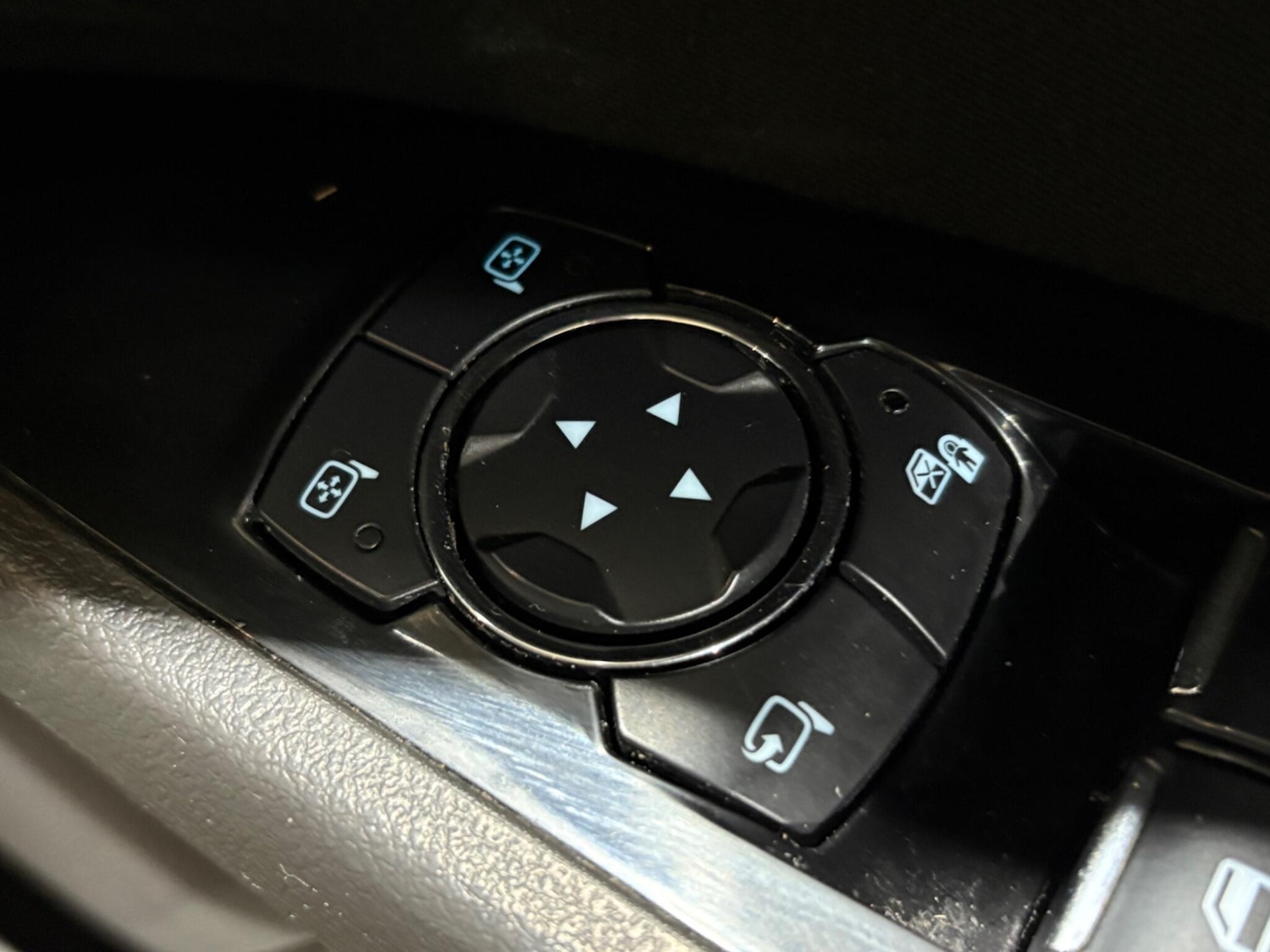 Used Ford Mondeo 2017 for sale - 77091787: Photo 79