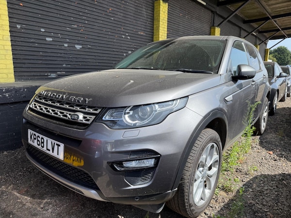 Used Land Rover Discovery Sport 2018 for sale - 74622652: Photo 1