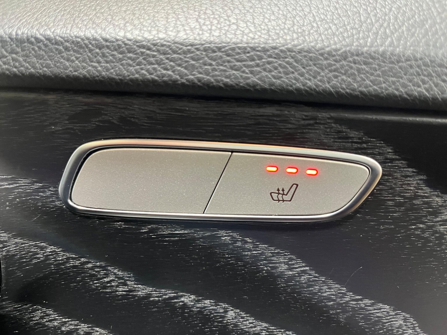 Used Mercedes-Benz C Class 2018 for sale - 77084407: Photo 24