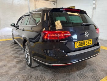 Used Volkswagen Passat 2019 for sale - 79509521: Photo