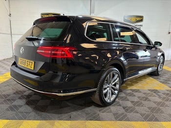 Used Volkswagen Passat 2019 for sale - 79509521: Photo
