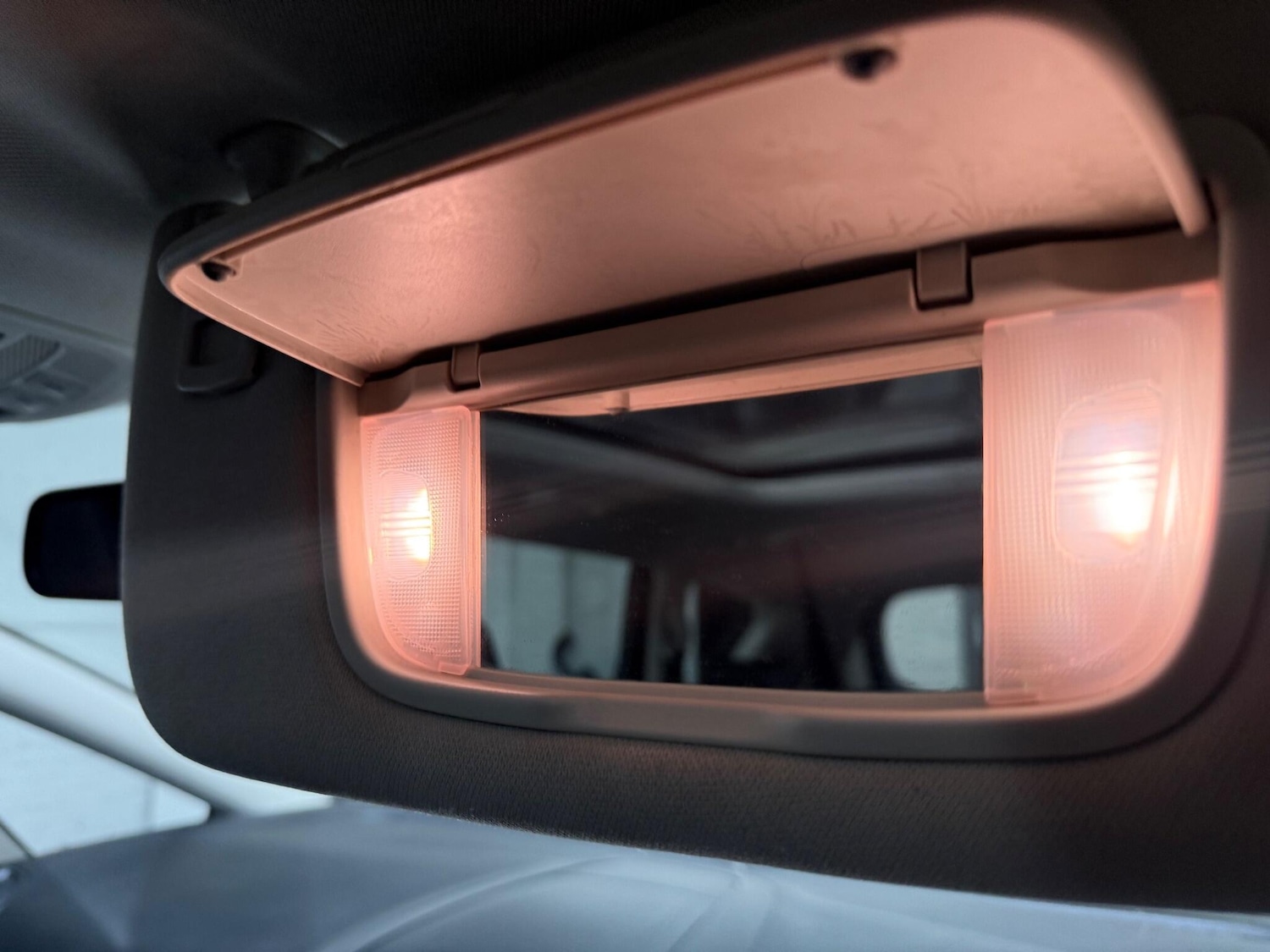 Used Ford S-Max 2017 for sale - 77468590: Photo 12