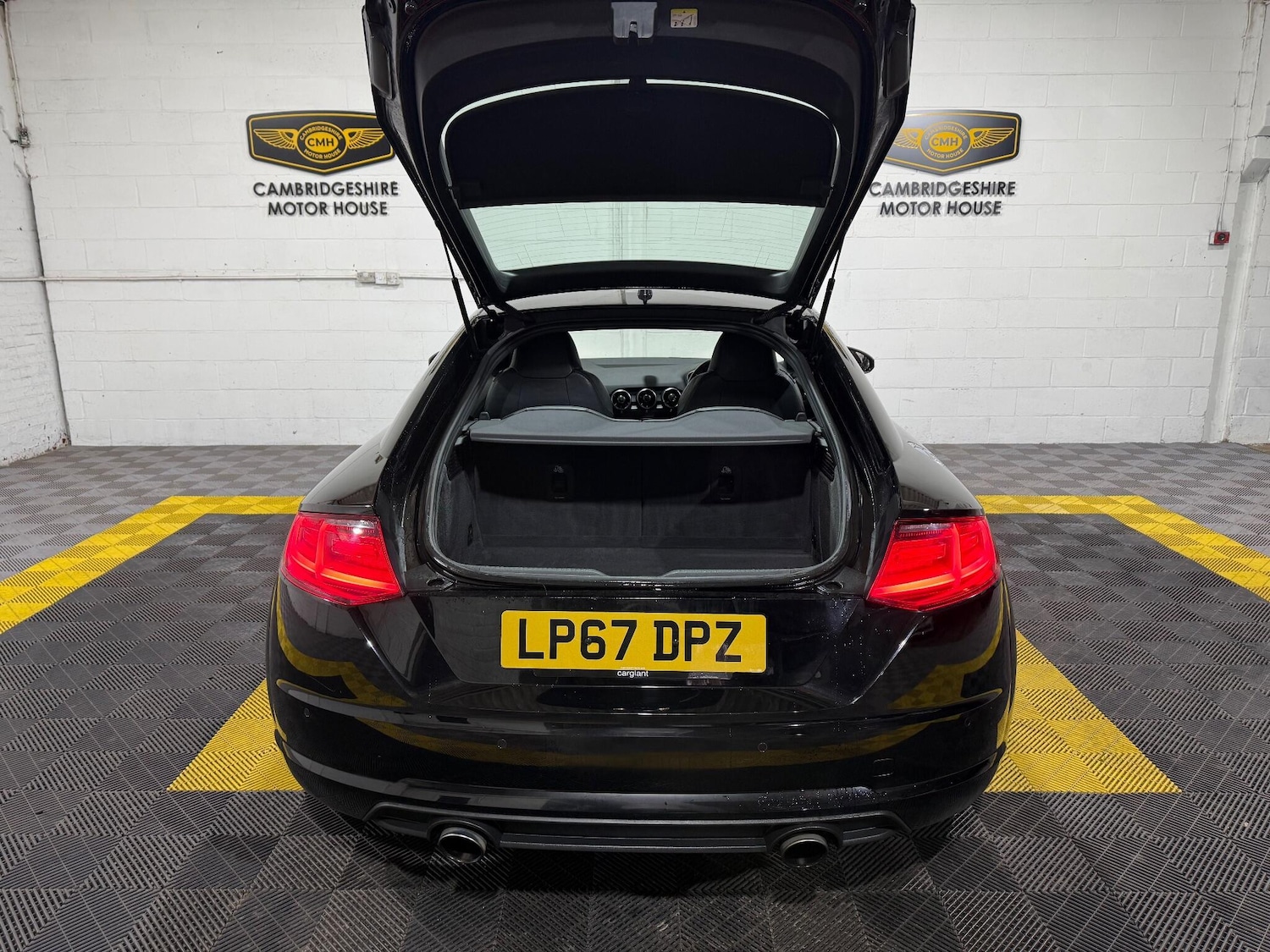 Used Audi TT 2018 for sale - 76539083: Photo 8