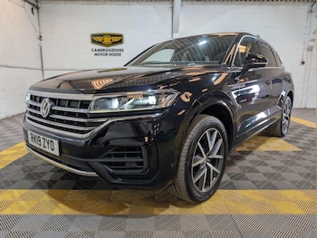 Used Volkswagen Touareg 2019 for sale - 79212072: Photo
