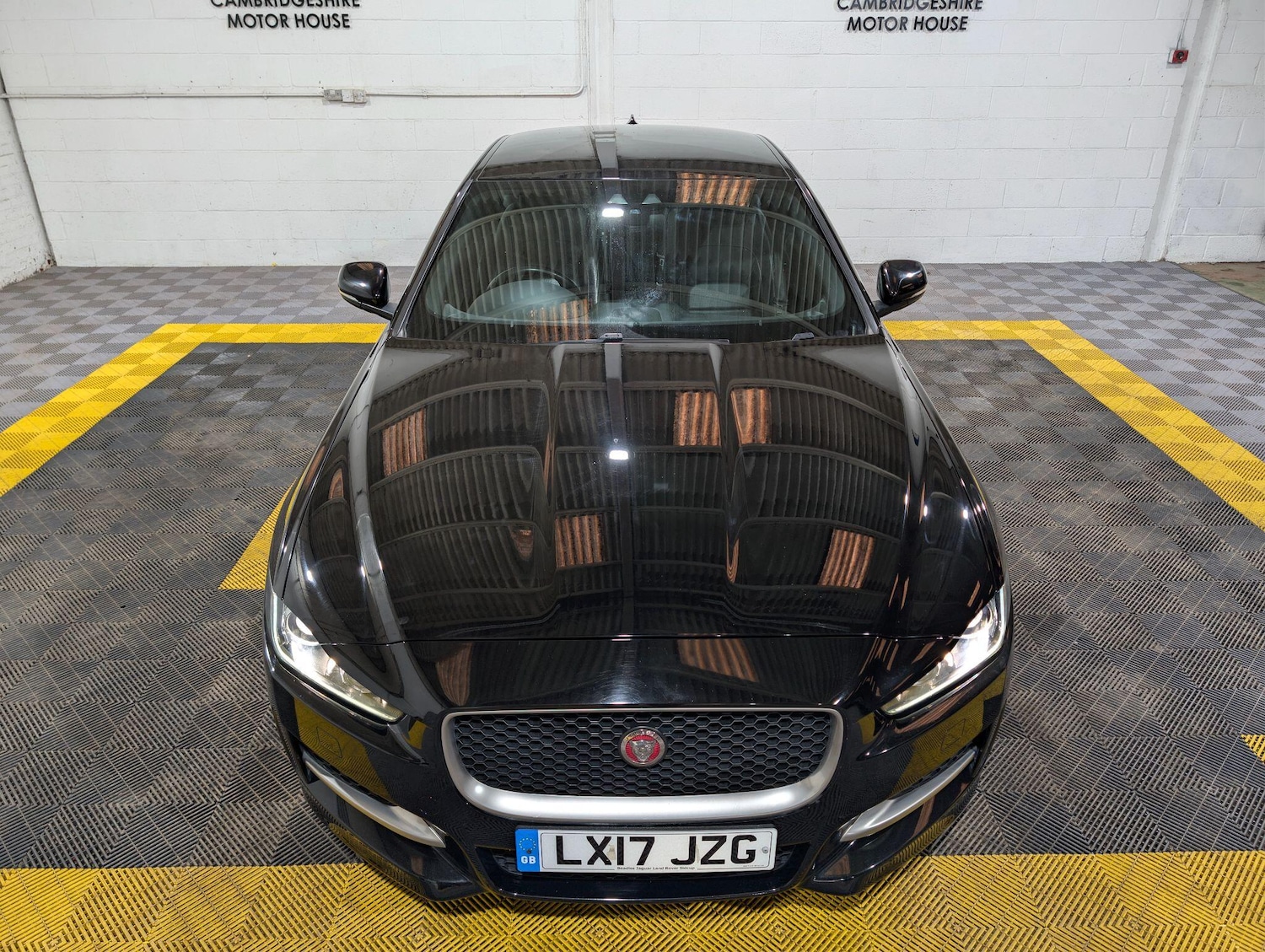 Used Jaguar XE 2017 for sale - 77768532: Photo 21
