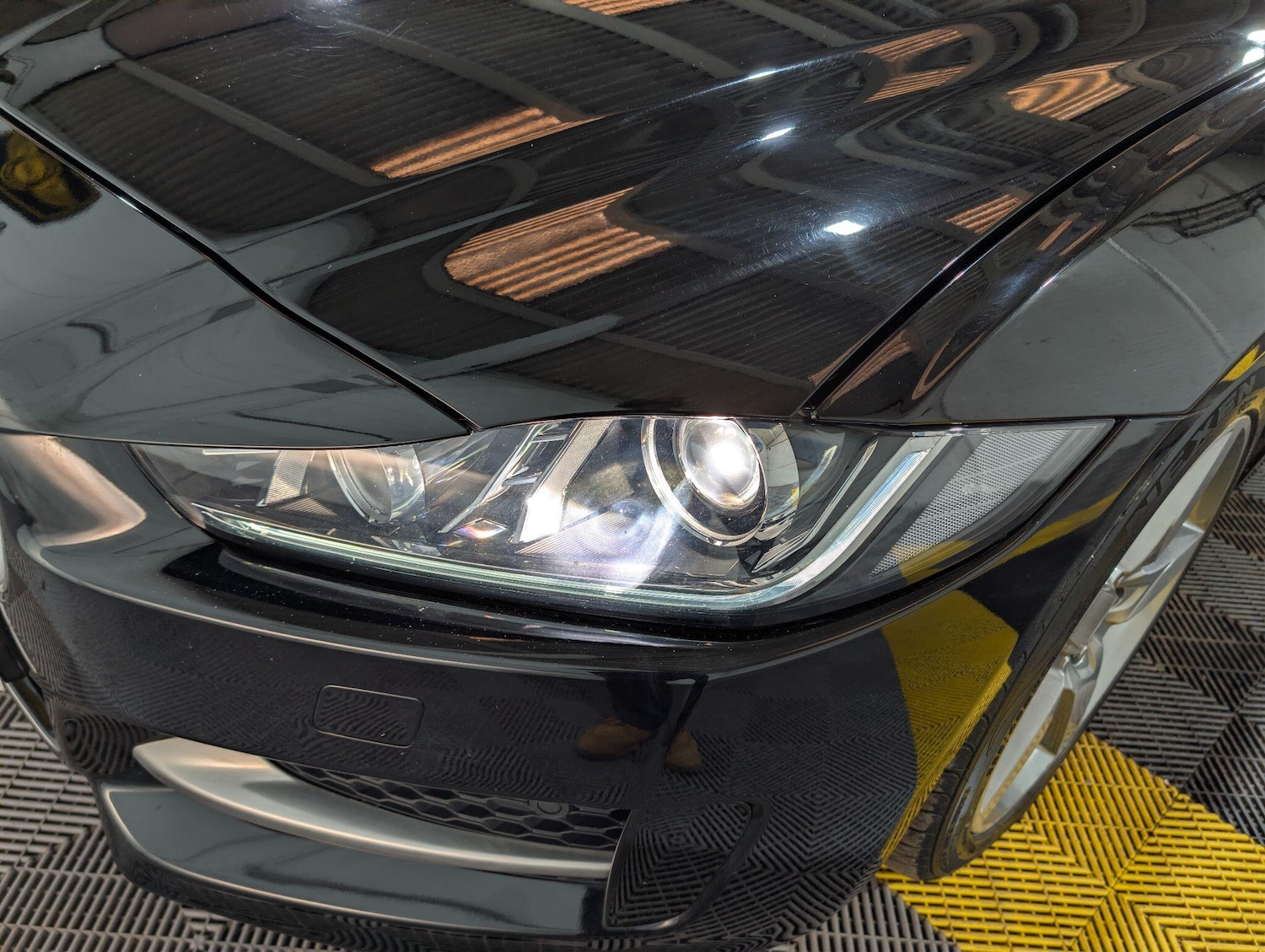 Used Jaguar XE 2017 for sale - 77768532: Photo 26