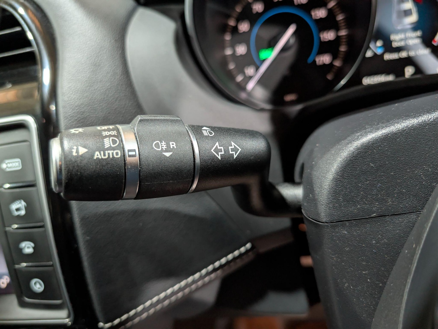 Used Jaguar XE 2017 for sale - 77768532: Photo 27