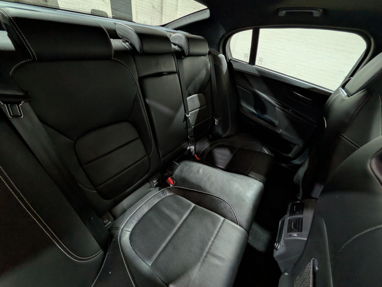 Used Jaguar XE 2017 for sale - 77768532: Photo 38