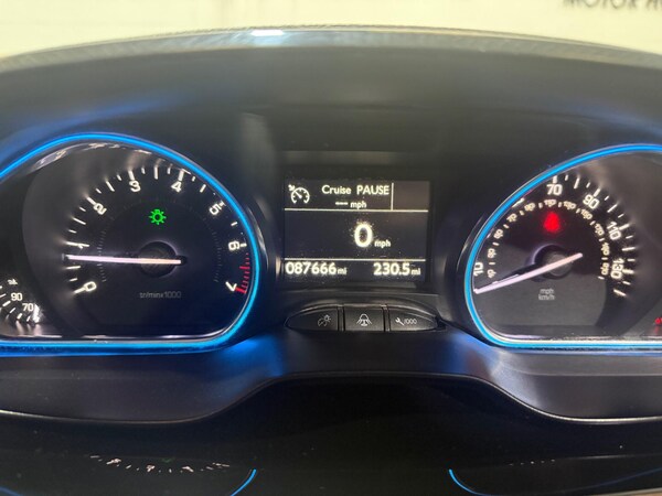 Used Peugeot 2008 2018 for sale - 76179658: Photo 25