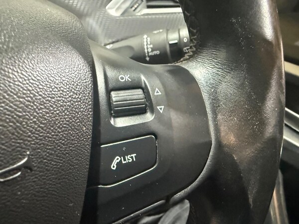 Used Peugeot 2008 2018 for sale - 76179658: Photo 28