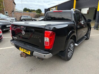 Used Nissan Navara 2018 for sale - 76306689: Photo