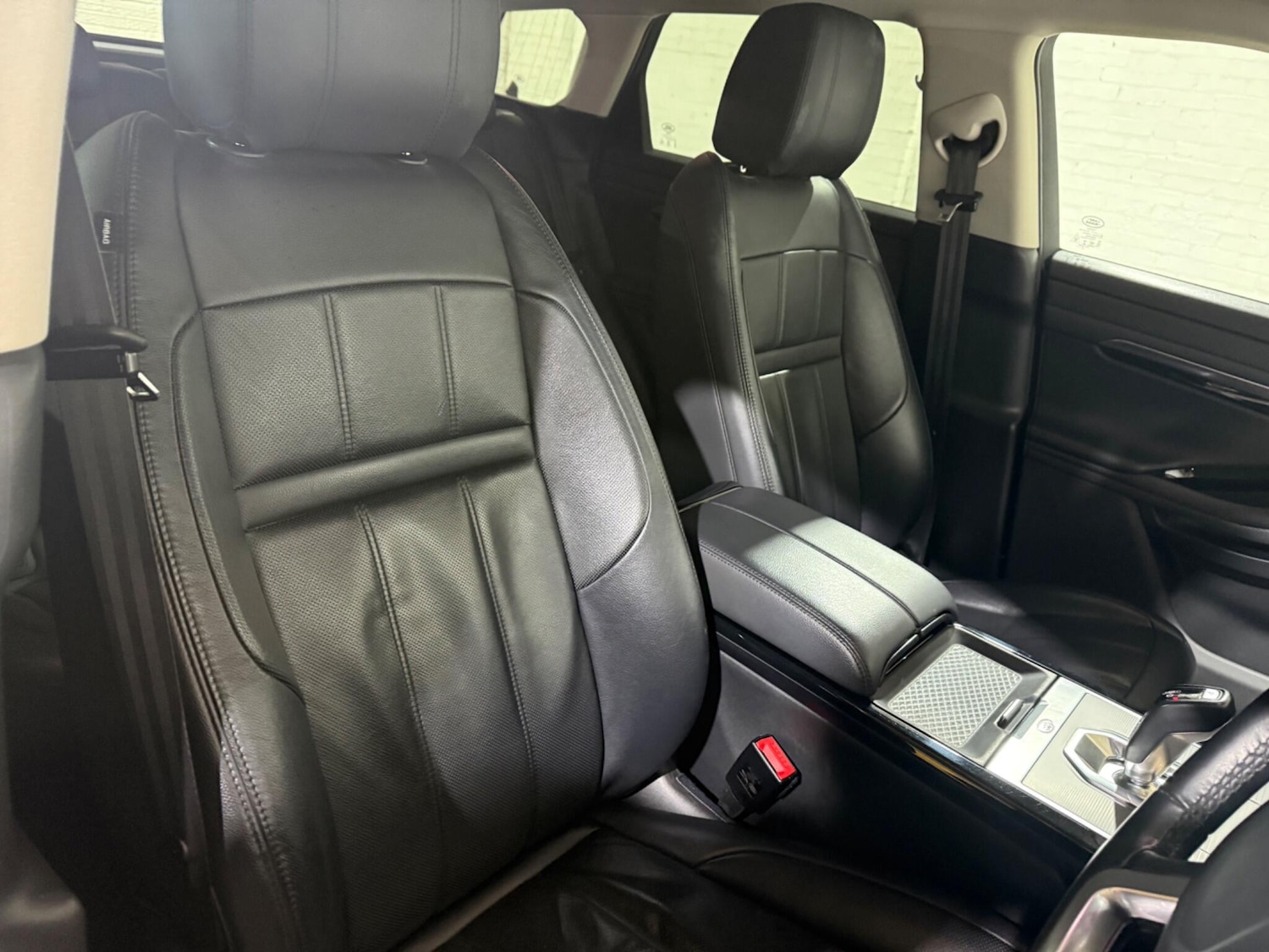 Used Land Rover Range Rover Evoque 2019 for sale - 77320201: Photo 33