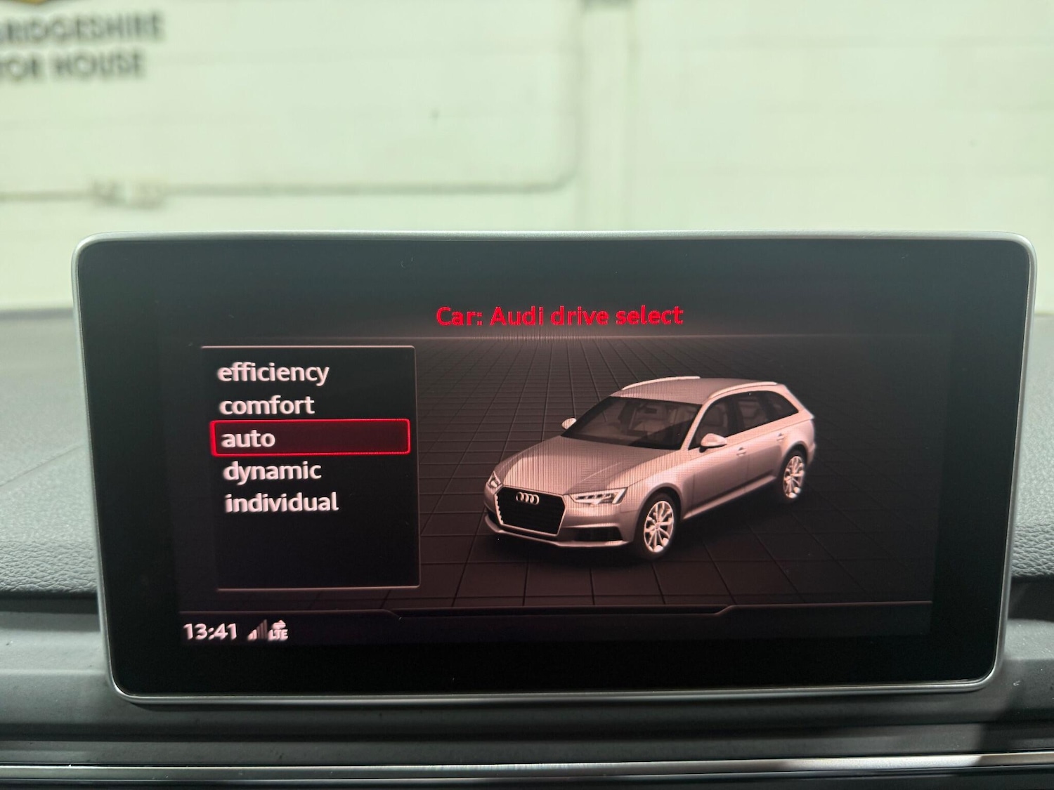 Used Audi A4 Avant 2019 for sale - 76667120: Photo 22