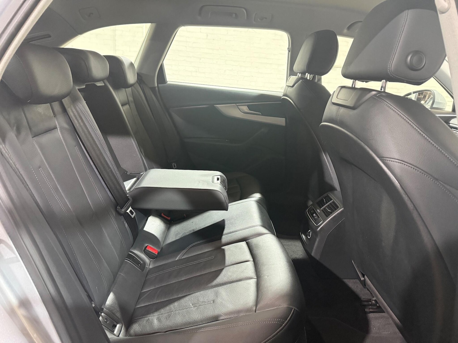 Used Audi A4 Avant 2019 for sale - 76667120: Photo 48