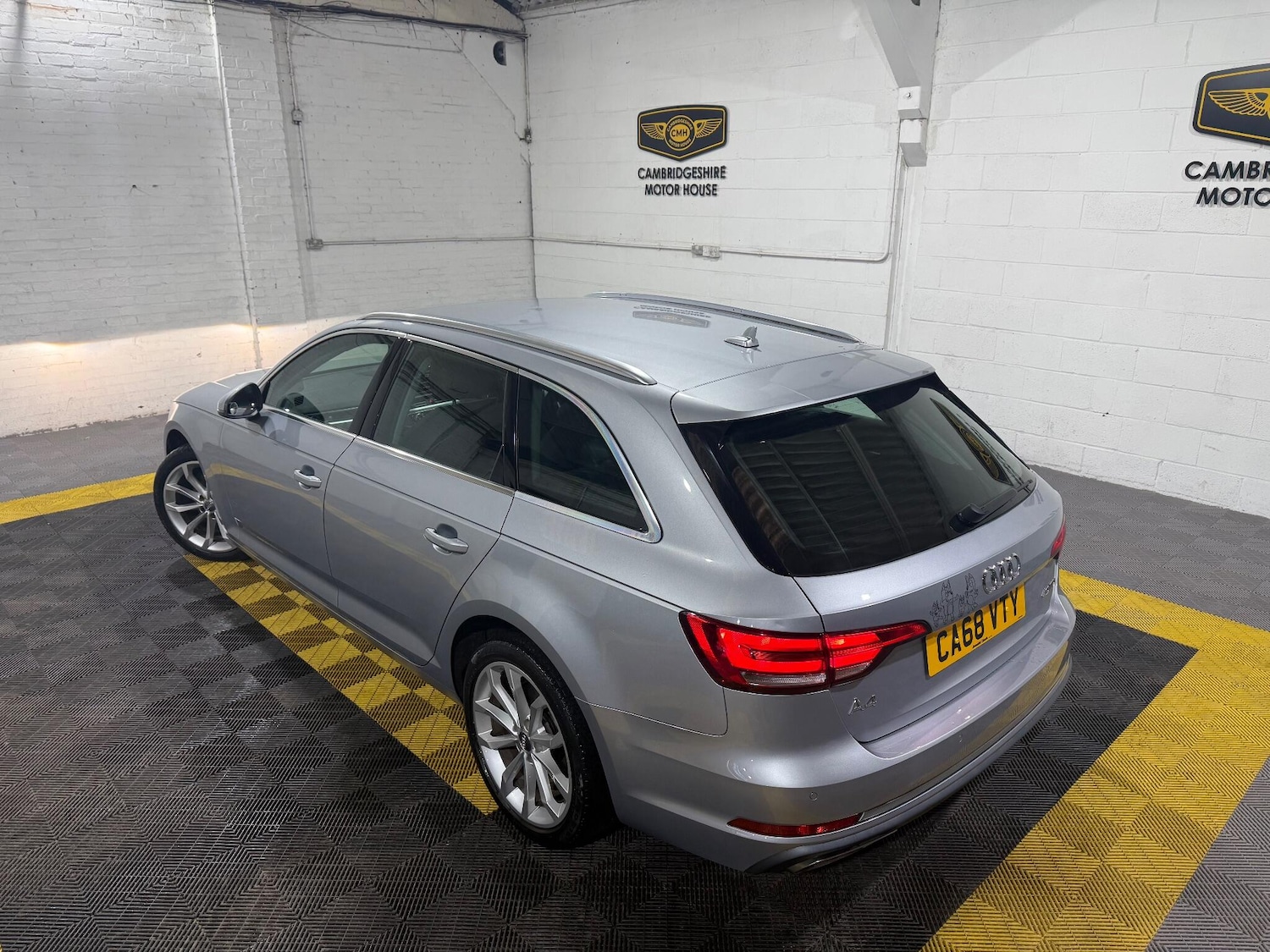 Used Audi A4 Avant 2019 for sale - 76667120: Photo 63