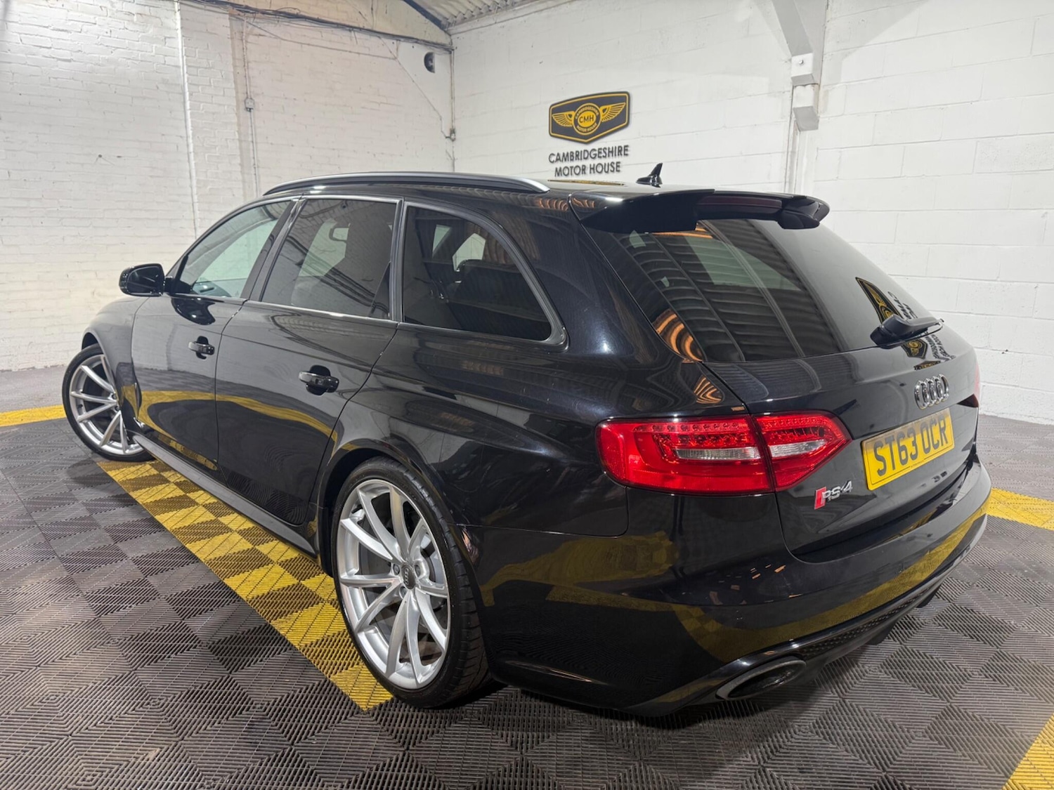 Used Audi RS4 2013 for sale - 77267351: Photo 2