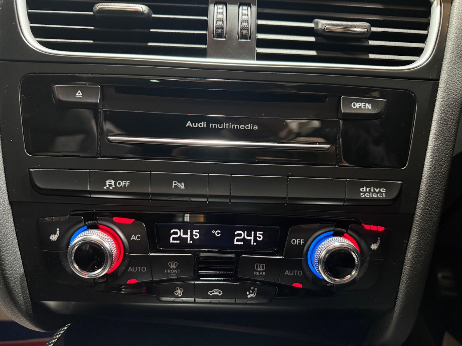 Used Audi RS4 2013 for sale - 77267351: Photo 21