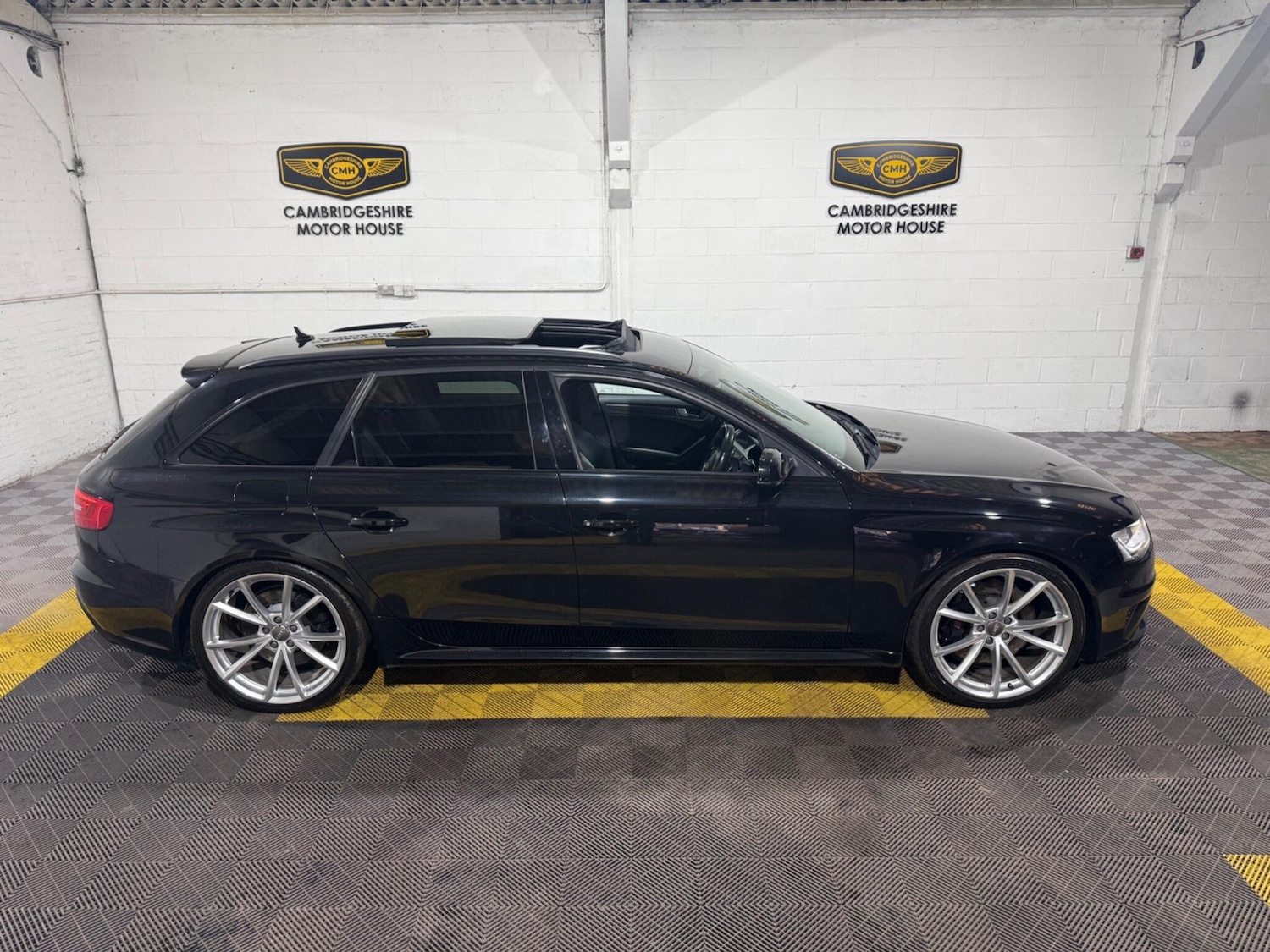 Used Audi RS4 2013 for sale - 77267351: Photo 47