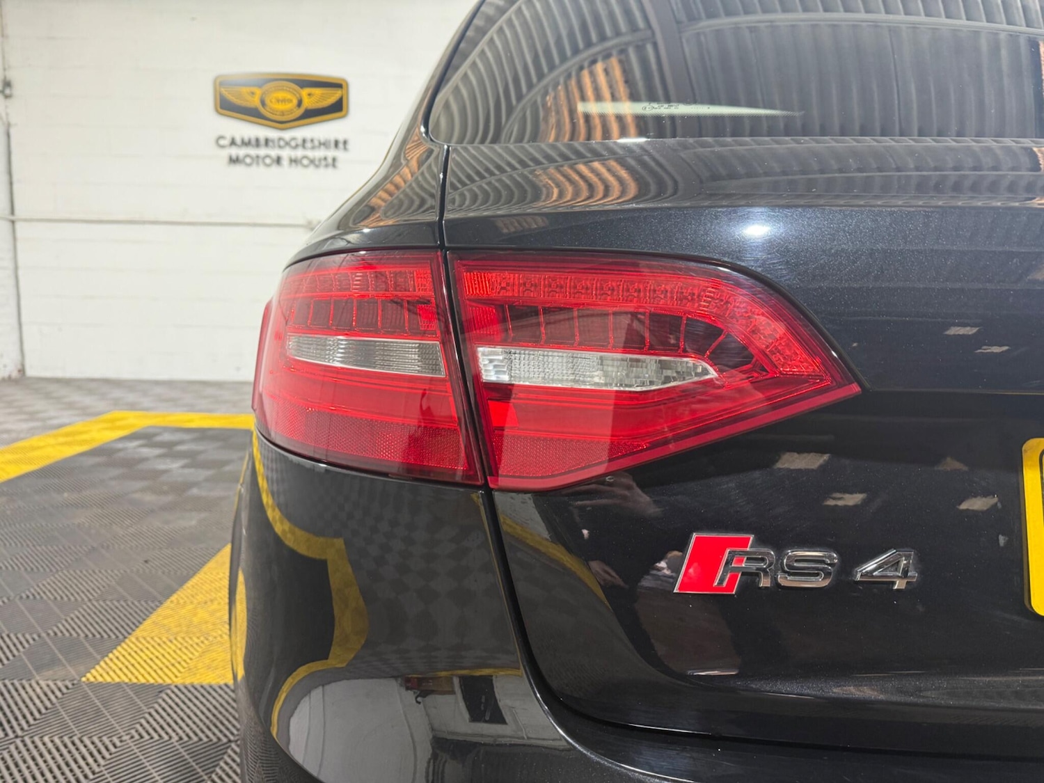 Used Audi RS4 2013 for sale - 77267351: Photo 76