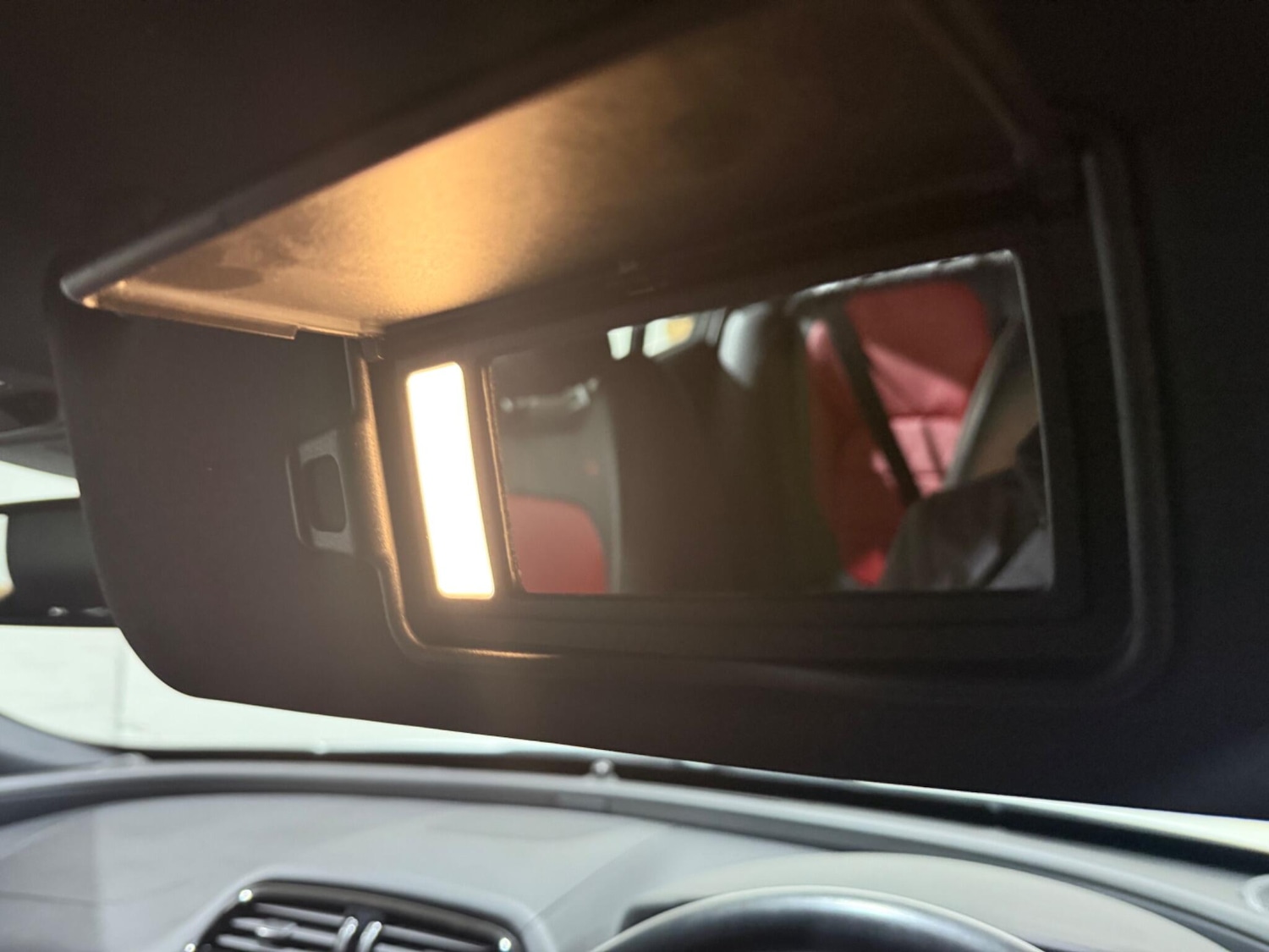 Used Jaguar XE 2016 for sale - 77574196: Photo 12