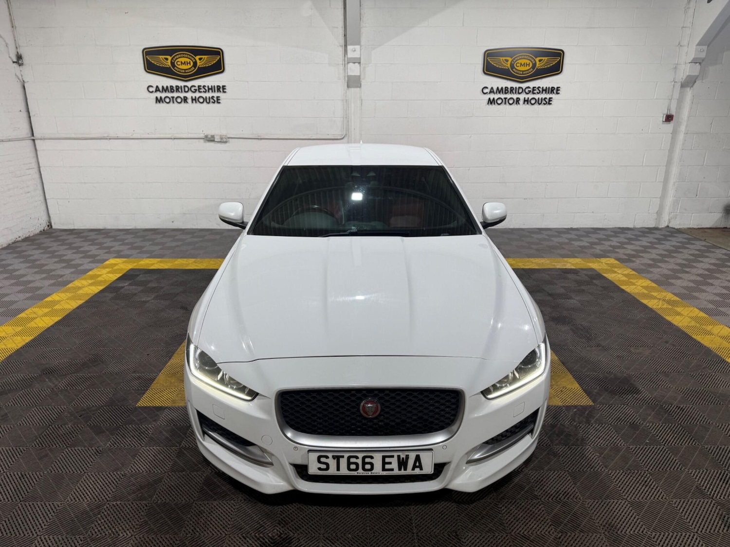 Used Jaguar XE 2016 for sale - 77574196: Photo 19