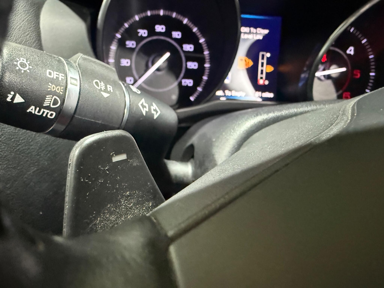 Used Jaguar XE 2016 for sale - 77574196: Photo 24