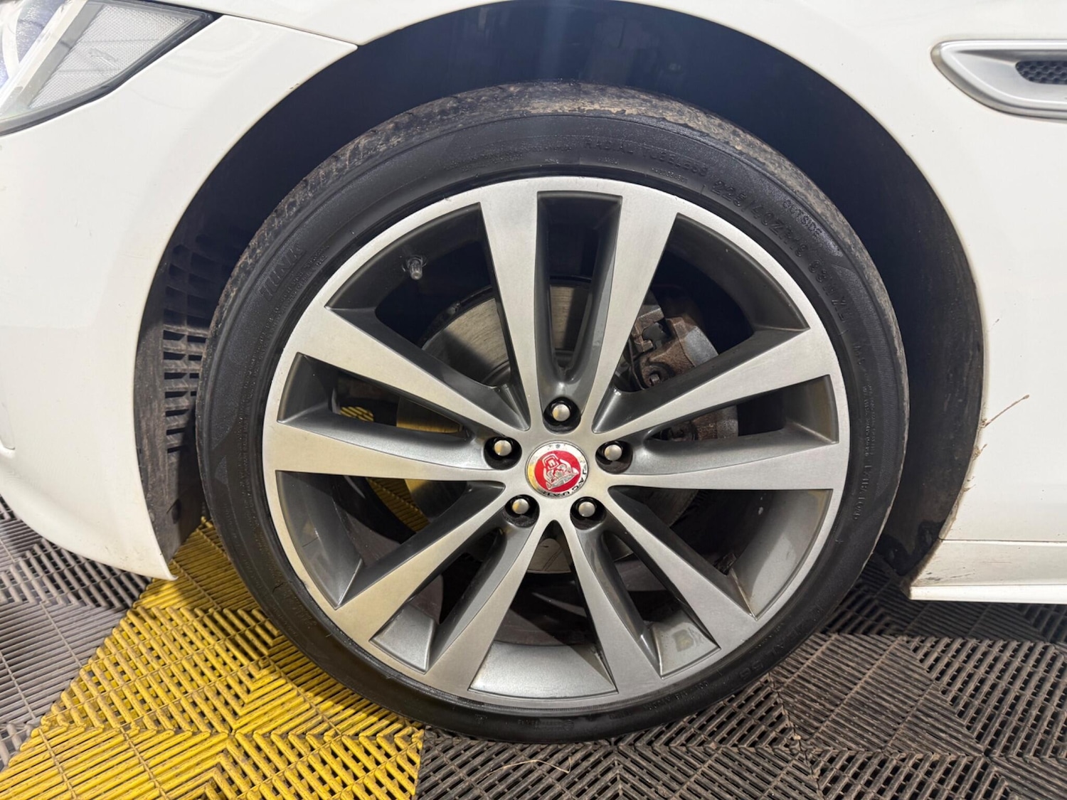 Used Jaguar XE 2016 for sale - 77574196: Photo 58