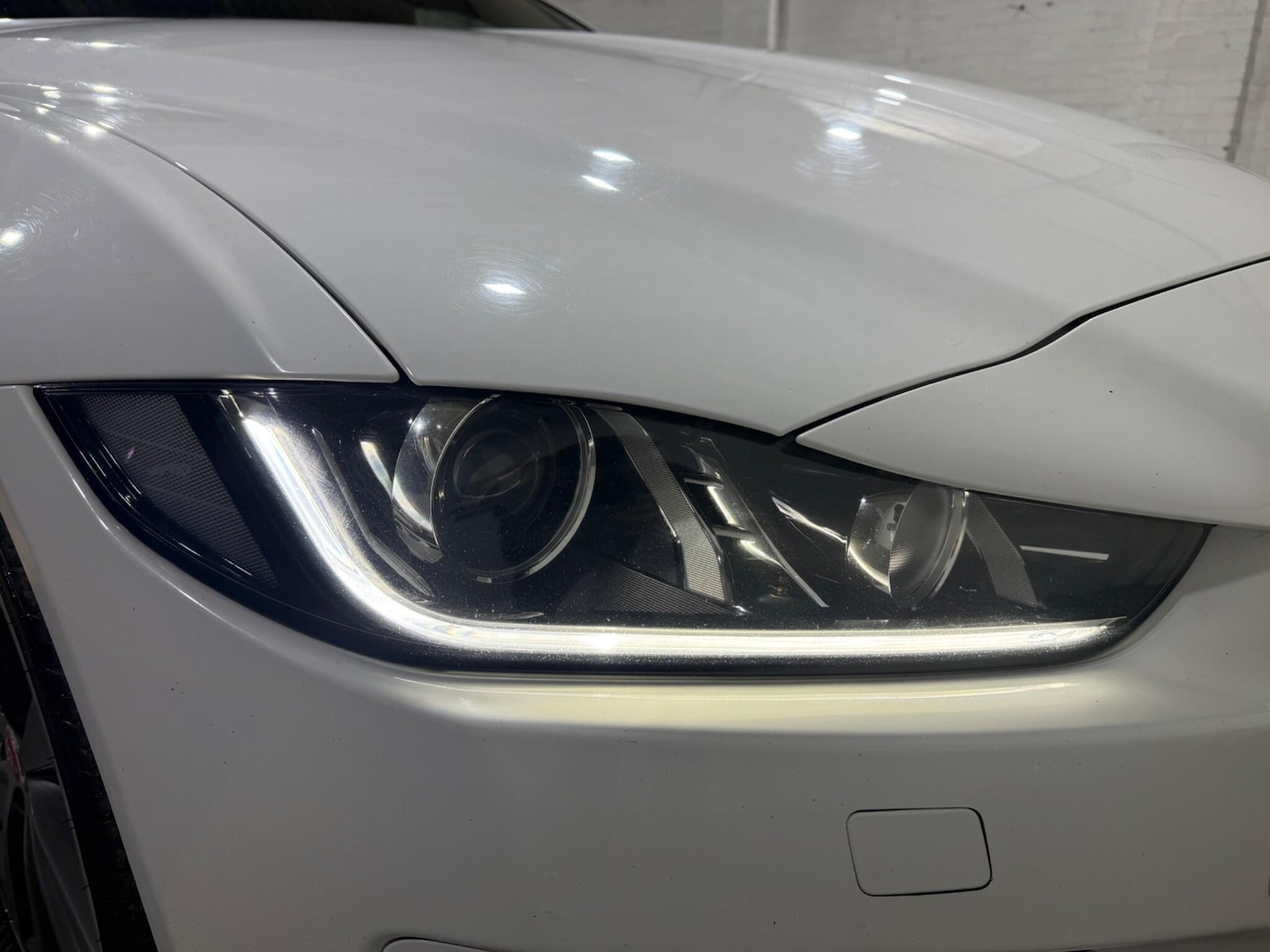 Used Jaguar XE 2016 for sale - 77574196: Photo 60