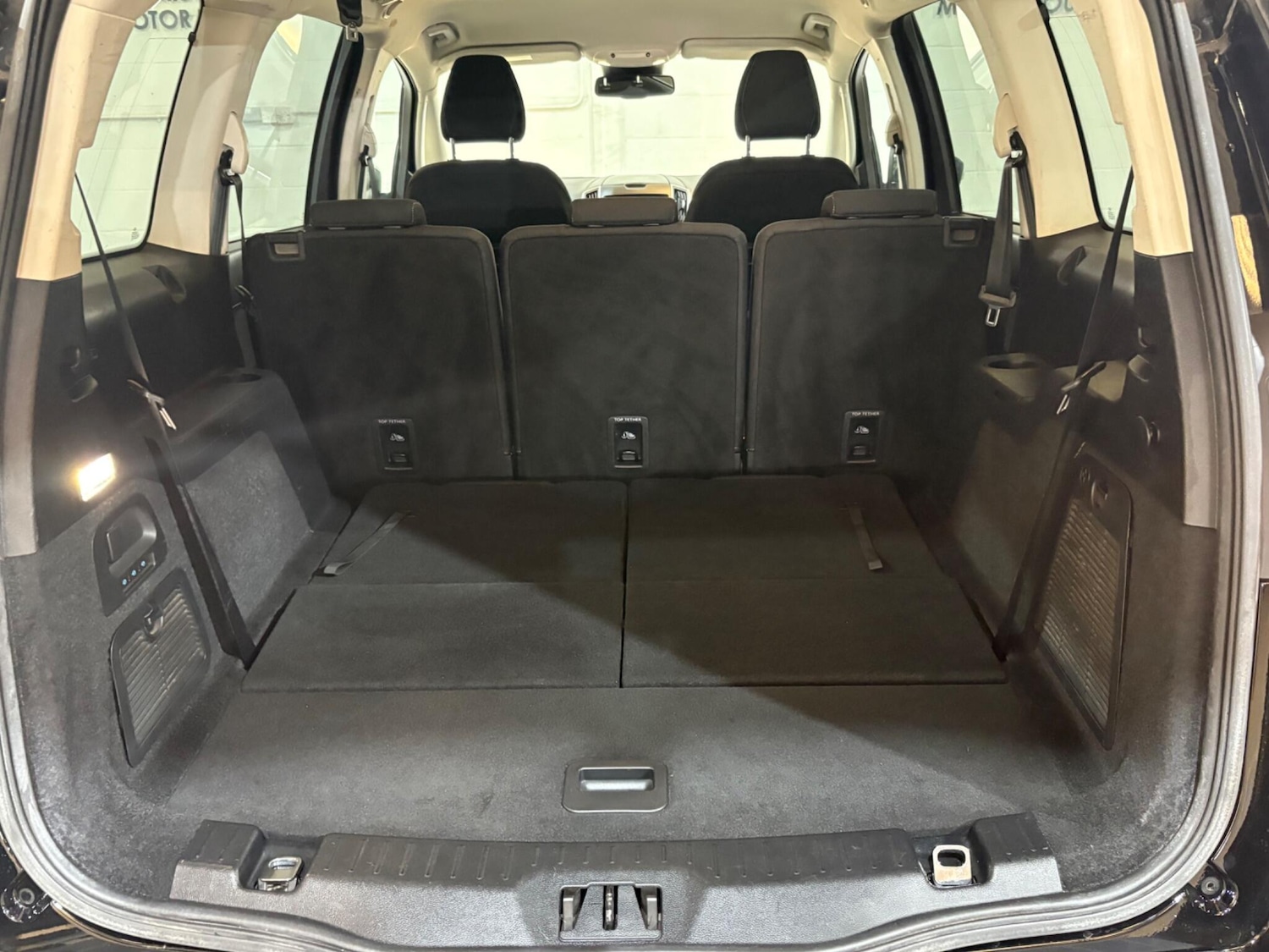 Used Ford Galaxy 2019 for sale - 75904645: Photo 19