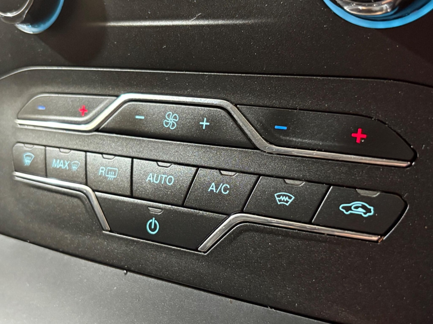 Used Ford Galaxy 2019 for sale - 75904645: Photo 35