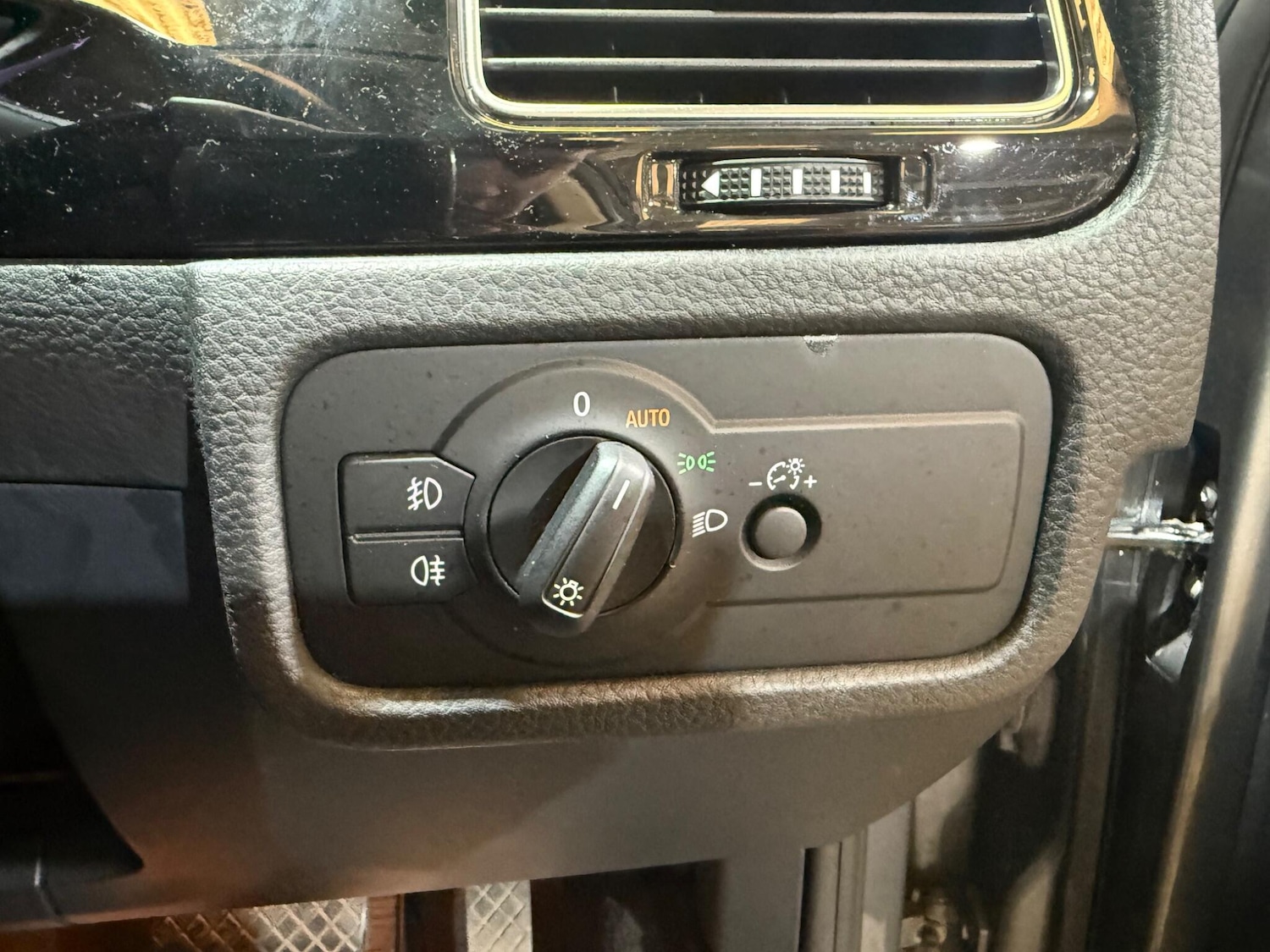 Used Volkswagen Touareg 2016 for sale - 78170688: Photo 28