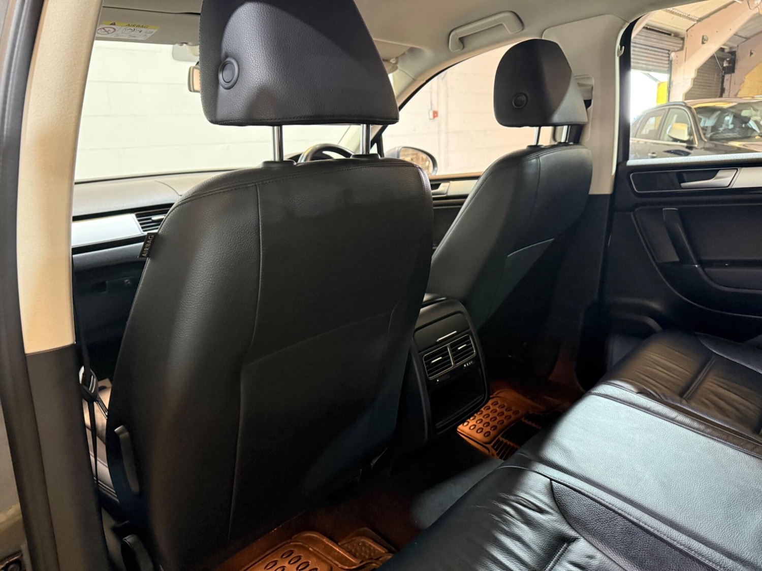 Used Volkswagen Touareg 2016 for sale - 78170688: Photo 42