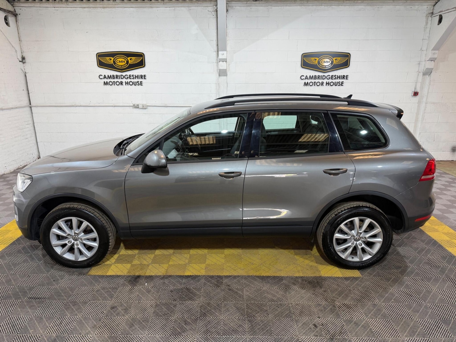 Used Volkswagen Touareg 2016 for sale - 78170688: Photo 48