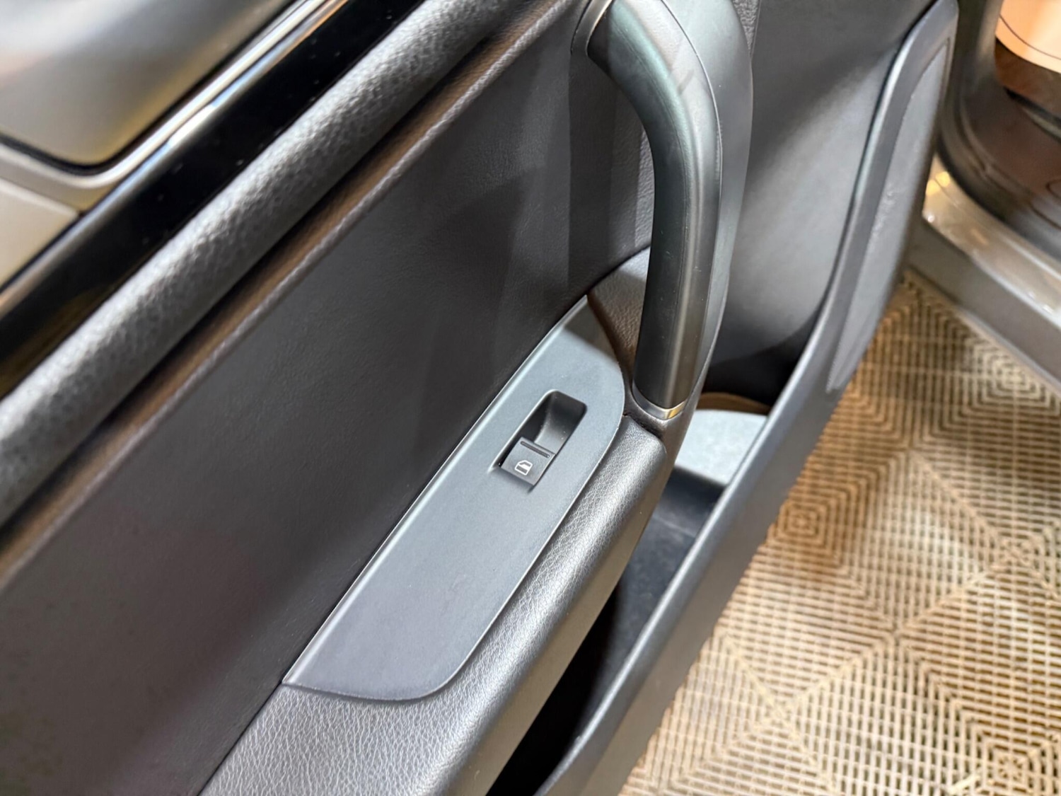 Used Volkswagen Touareg 2016 for sale - 78170688: Photo 53