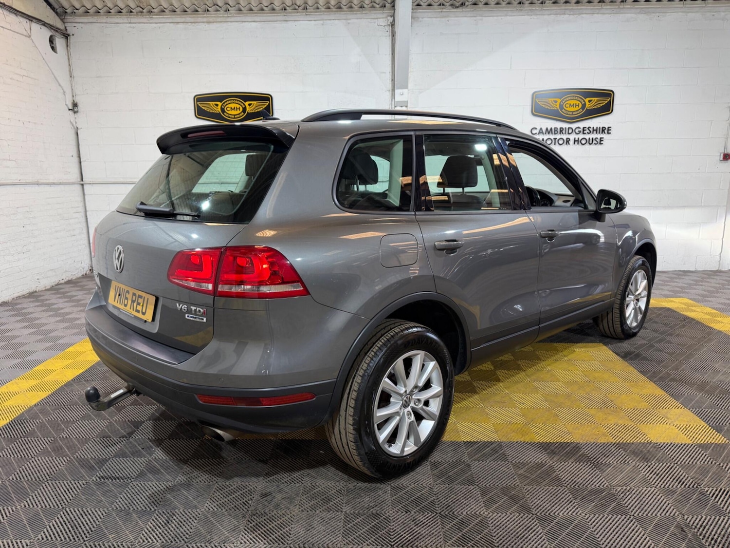 Used Volkswagen Touareg 2016 for sale - 78170688: Photo 6