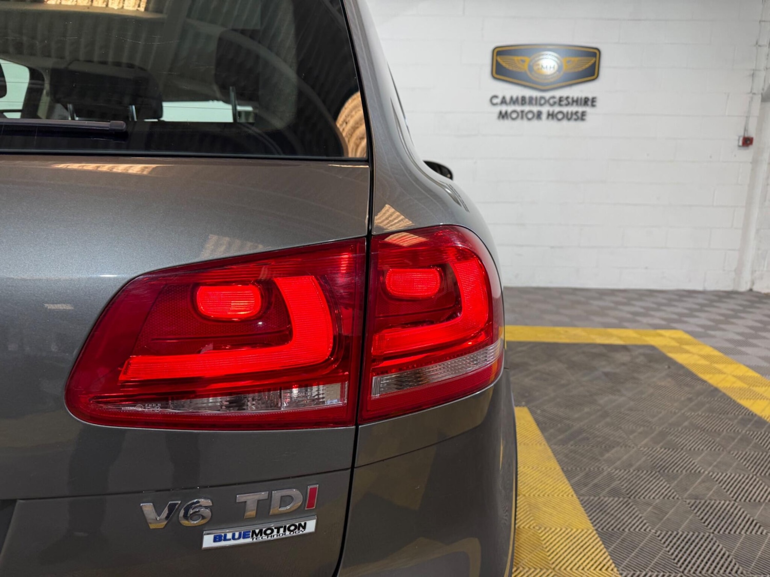 Used Volkswagen Touareg 2016 for sale - 78170688: Photo 65