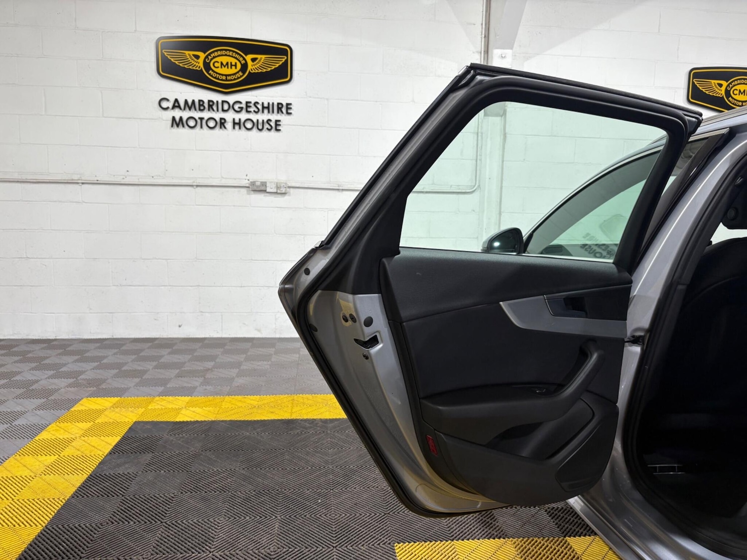 Used Audi A4 2017 for sale - 76899245: Photo 23