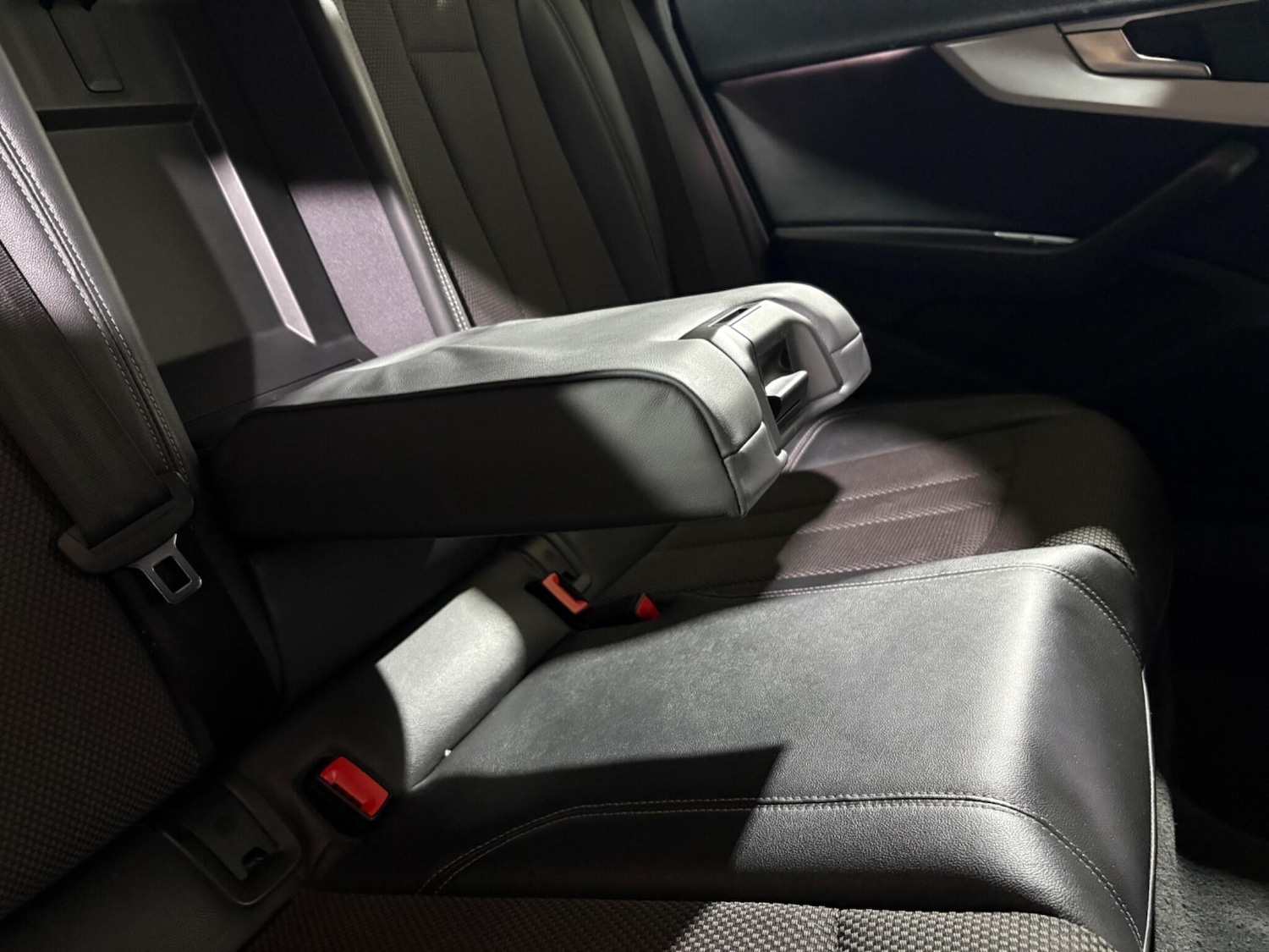 Used Audi A4 2017 for sale - 76899245: Photo 36