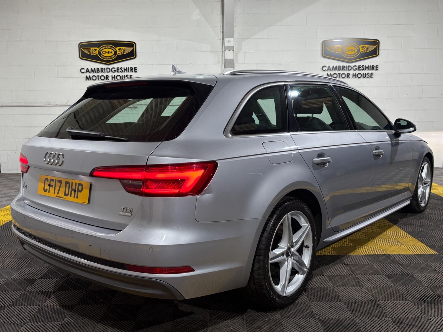 Used Audi A4 2017 for sale - 76899245: Photo 5